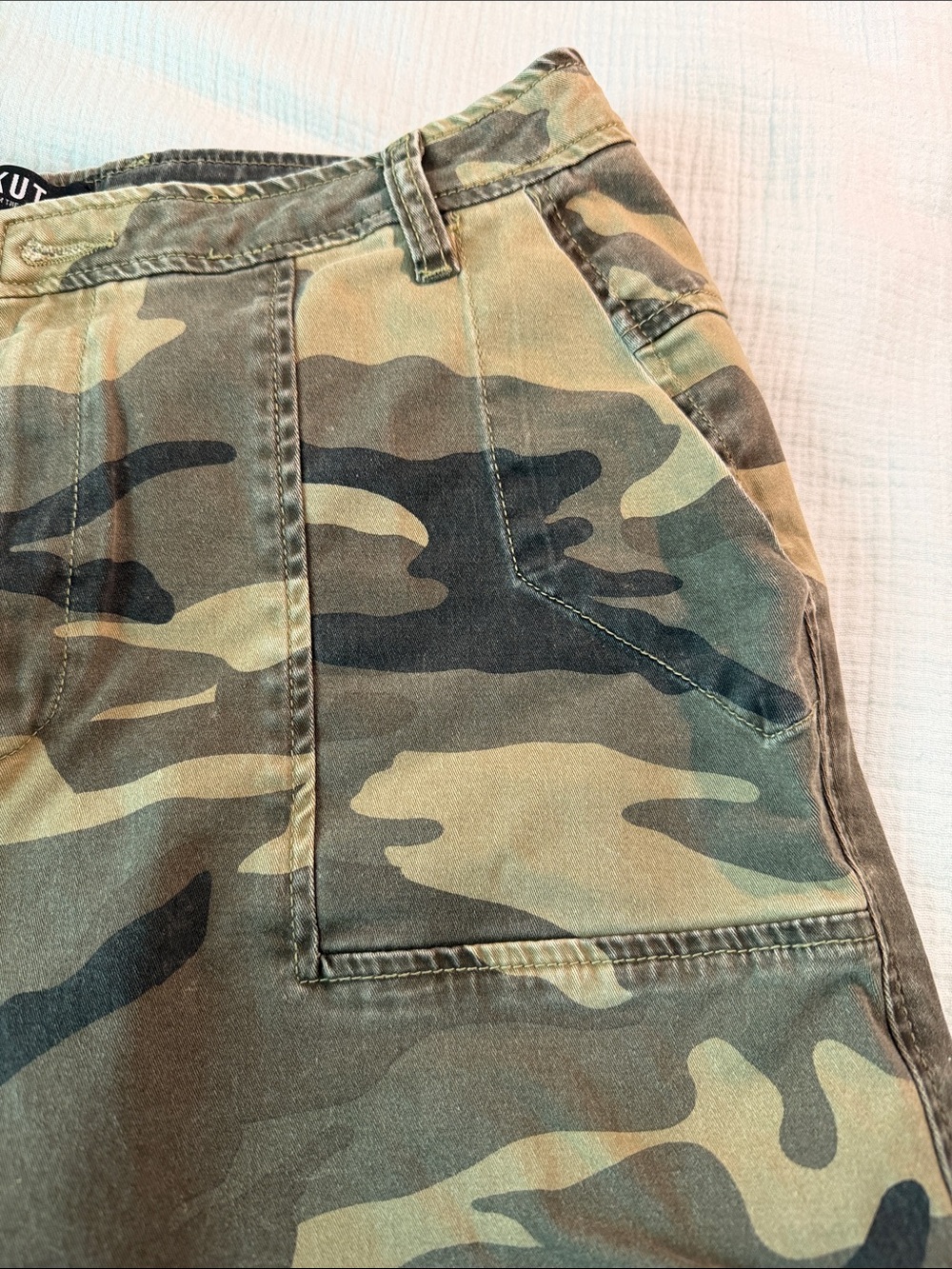 Kut from the Kloth Women's Ashton Camouflage Ankle Pants - Green, Brown, Tan - Picture 4 of 8